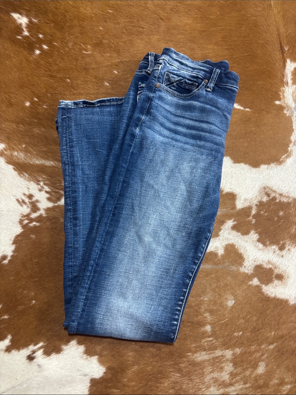 Buckle Women's Boot Cut Jeans - Blue Fade